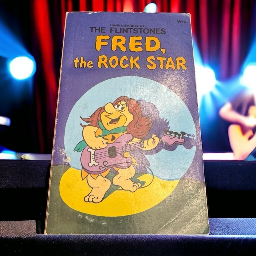 1978 THE FLINTSTONES Fred the Rock Star Hanna-Barbera Paperback